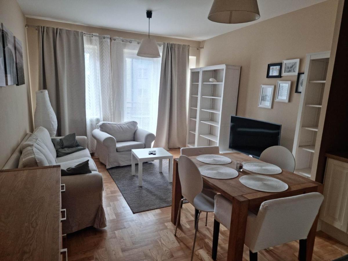 Apartament trzypokojowy KLONOWA Kielce - Housity