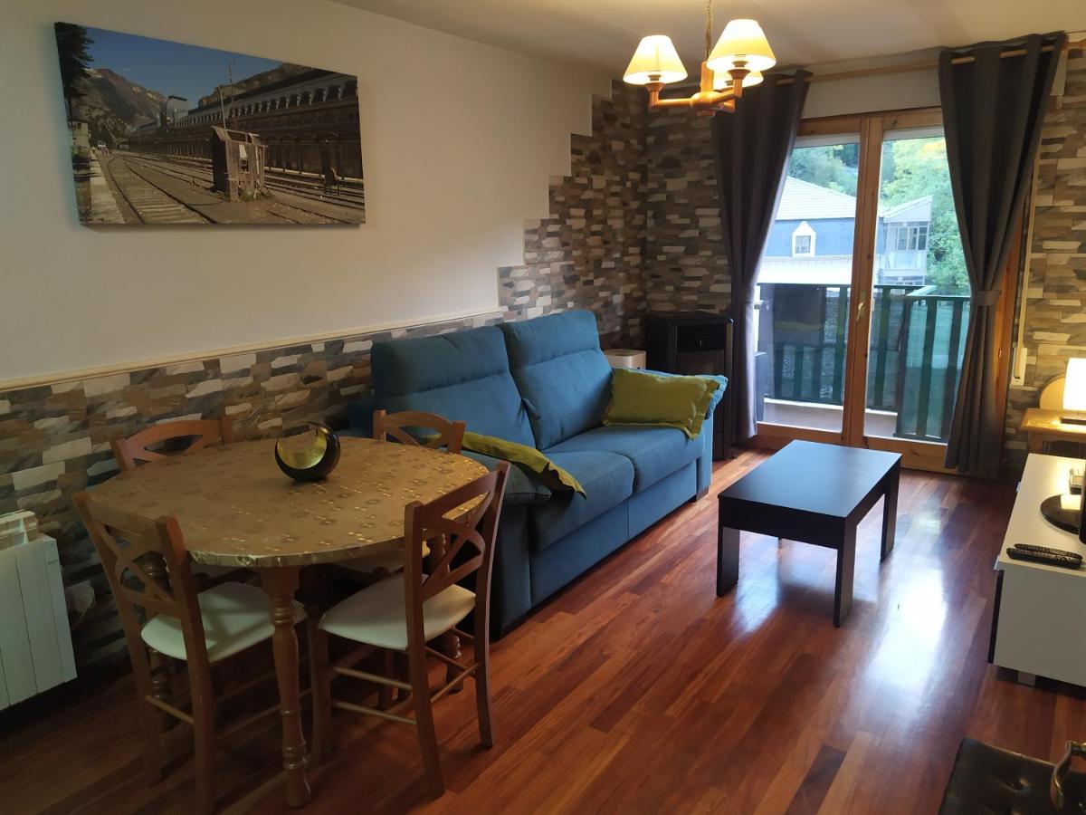 Apartamento de montaña \"Nueva Canfranc\" - Housity