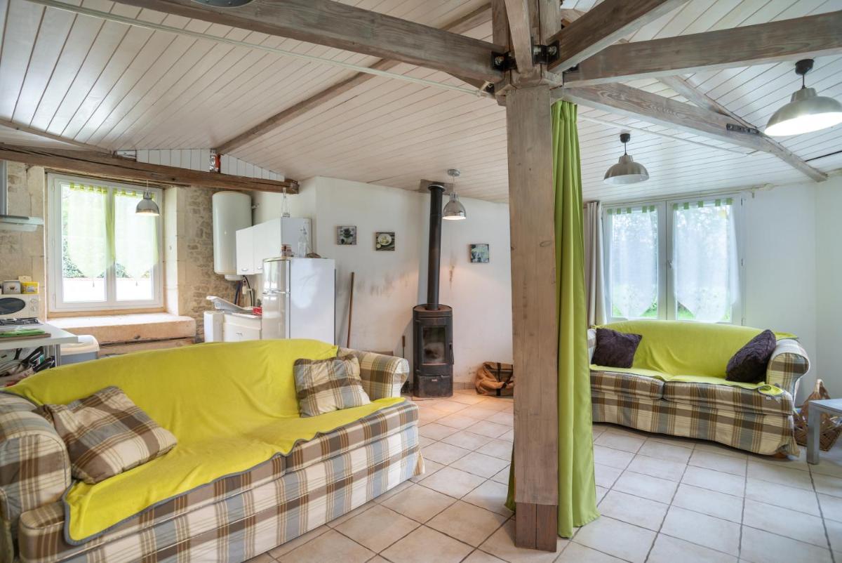 Maison charmante a La Bretonniere la Claye avec jardin clos - Housity