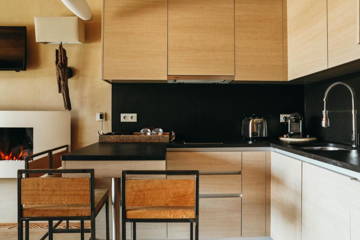 Cuisine ou kitchenette dans l'établissement Les Grands Montets Hotel & Spa