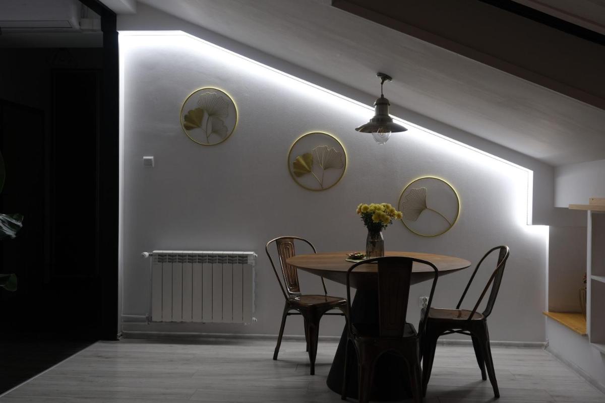 Loft Parkowa - Housity