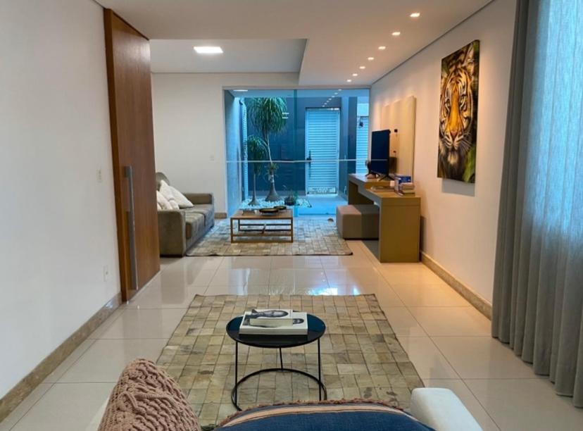 Casa em Pedro Leopoldo com garagem - Housity