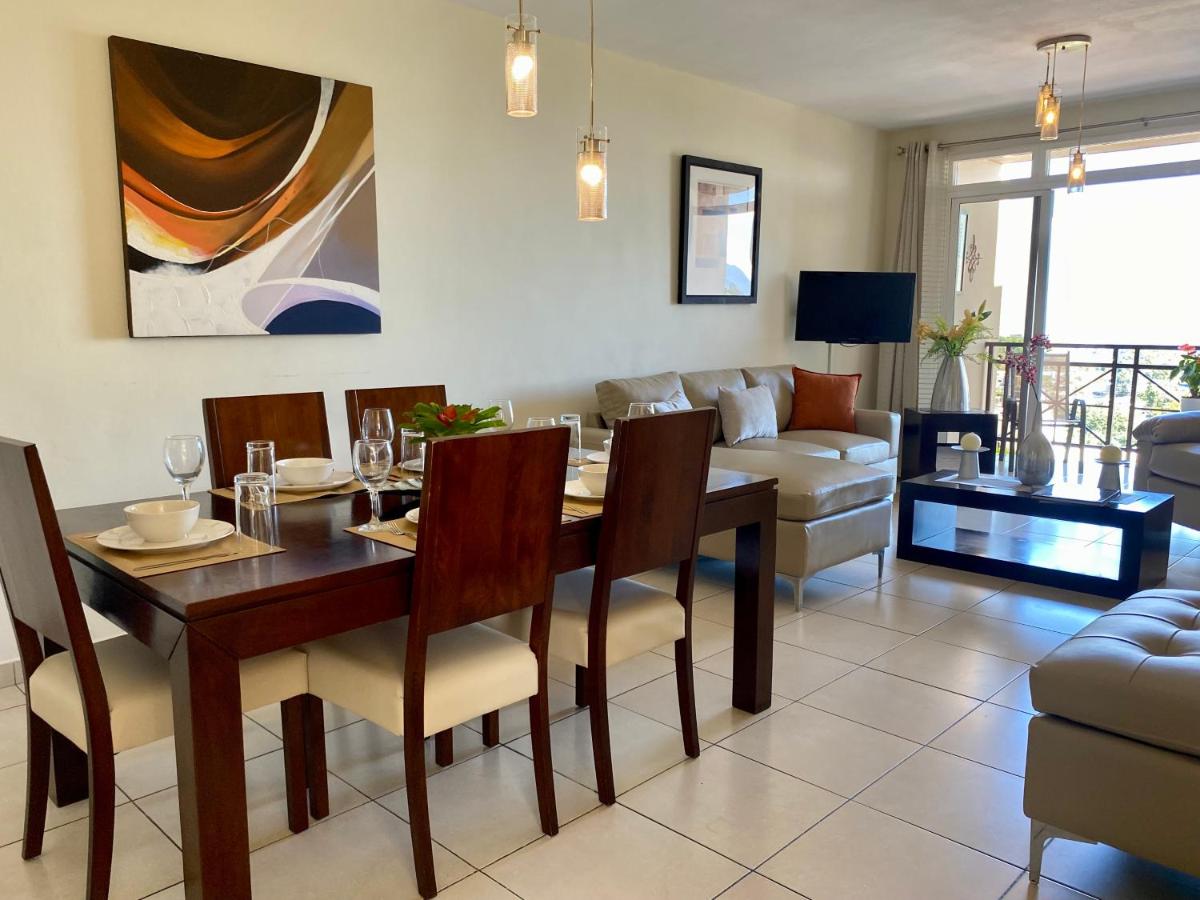 Beautiful apartment, Terrace with incredible view, 3 bdr, Escalon, Exclusive, Secure - Housity