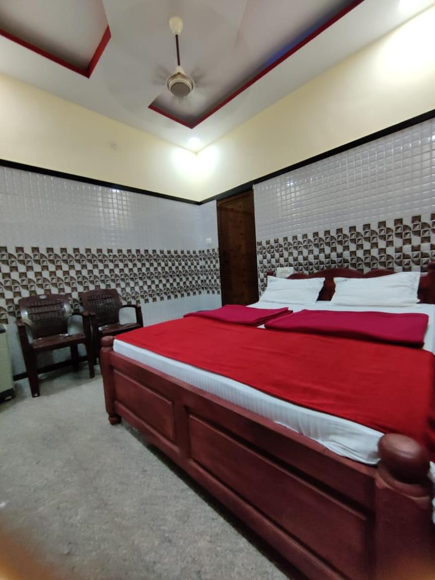 ARYAN HIGHWAY HOME STAY - Housity