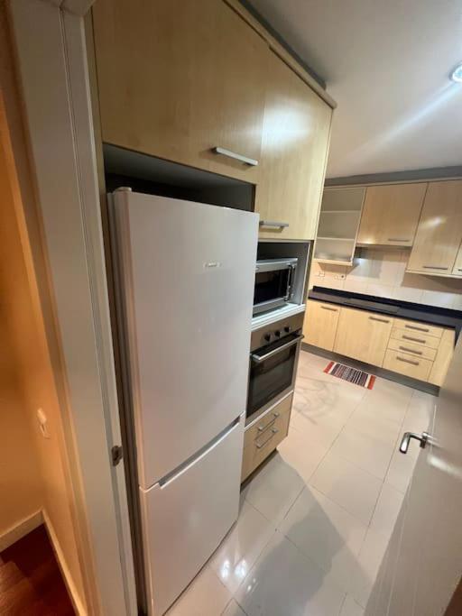 Stunning 3 bedroom flat, all exterior in Chamberi - Housity