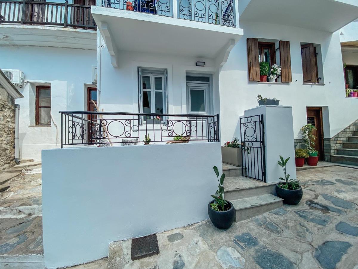 Evagelias suite - Housity
