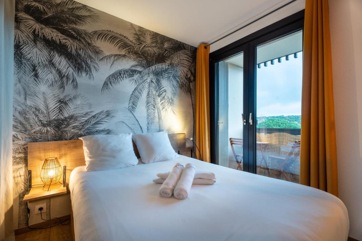 Atlantic Selection - Vue Port - Avec loggia et parking - Housity