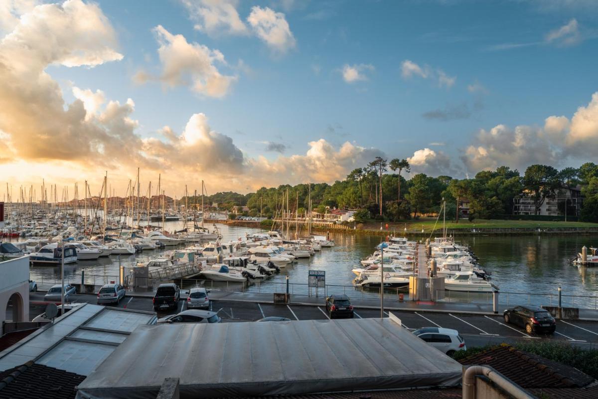 Atlantic Selection - Vue Port - Avec loggia et parking - Housity