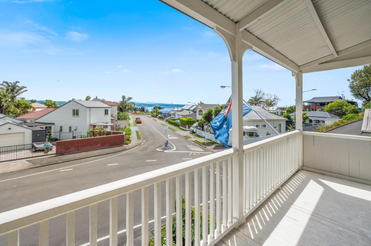 Ports Keep - Napier Holiday Home - Housity