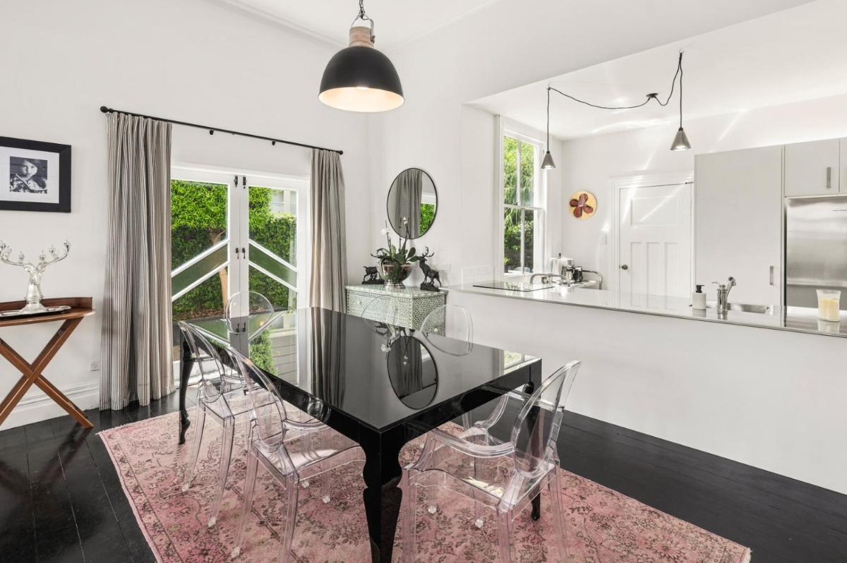 Suitetrails - Ports Keep - Napier Holiday Home