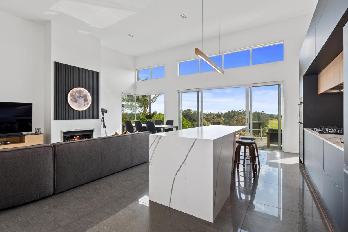 Fairway Views - Kerikeri Holiday Home - Housity