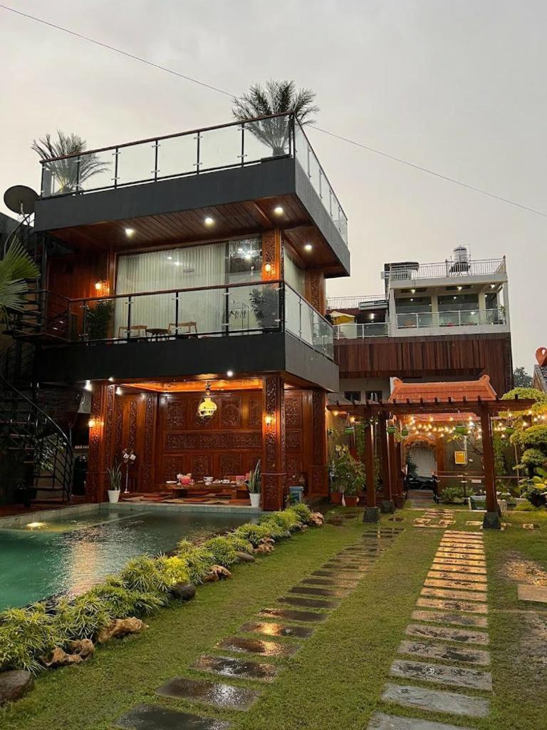 Villa SB Pacet - Housity