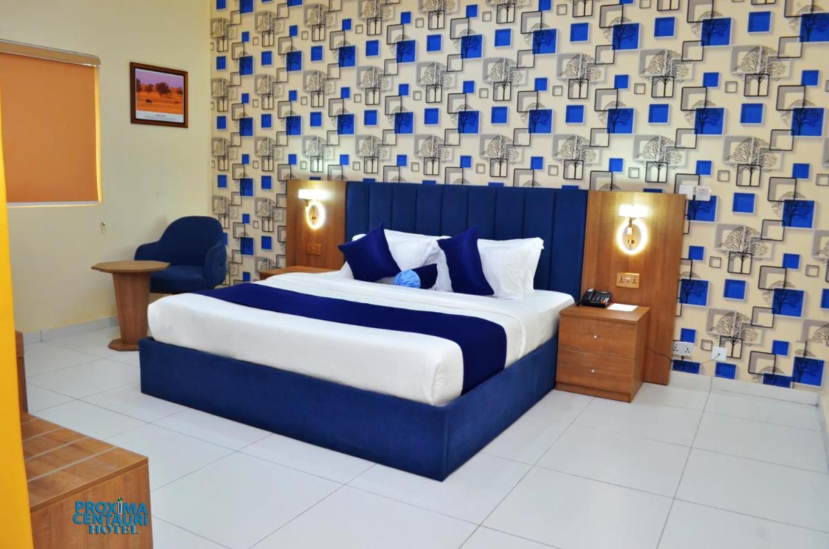 Proxima Centauri Hotel - Housity