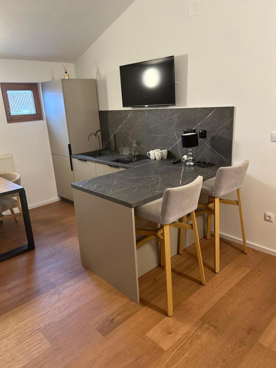 HOTEL MEDUZA - Housity