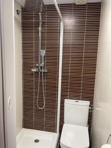 Suitetrails - TECNOCORDOBA aparcamiento privado gratuito y piscina