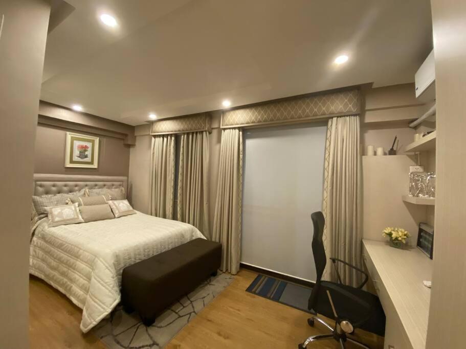 Fully Furnished 3BR Condominium with Wide Balcony - Housity