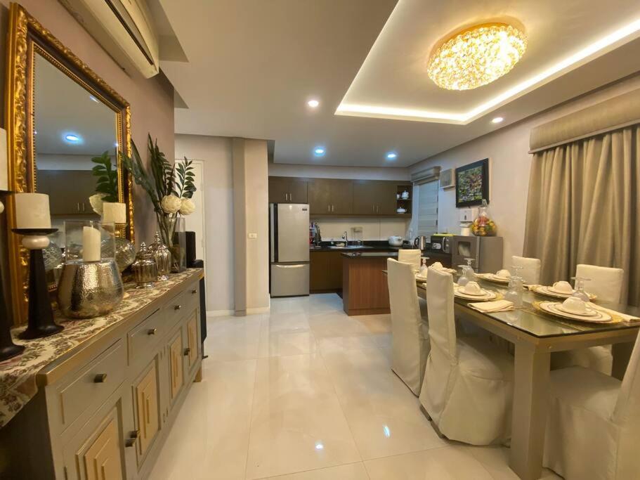 Fully Furnished 3BR Condominium with Wide Balcony - Housity