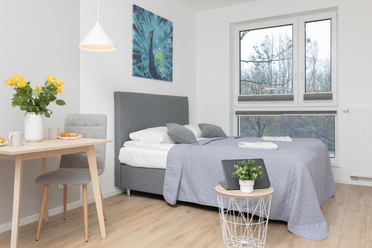 Metro Bielany Apartments with Parking by Noclegi Renters - Housity