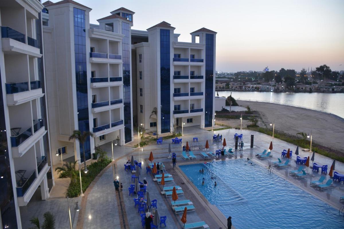 Golden jewel ismalia - Housity