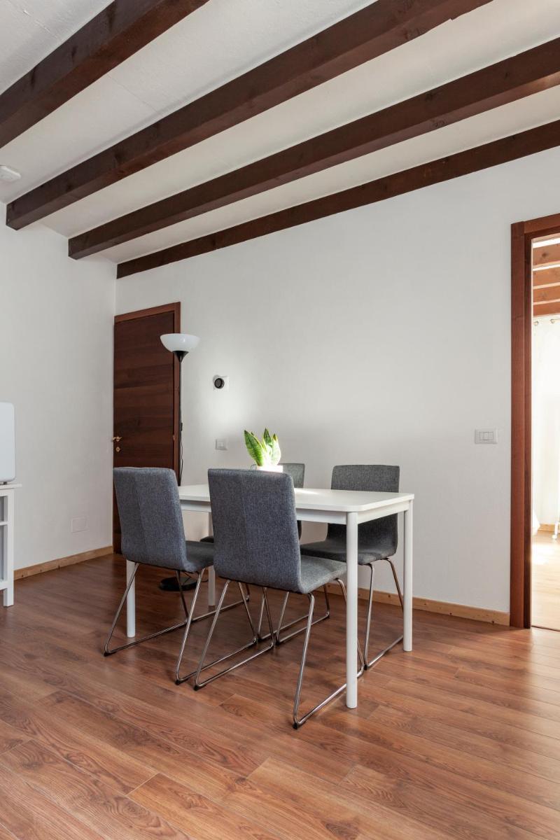 A central quiet place in Verbania - Housity