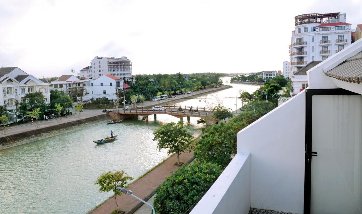 Suitetrails - Hoi An Riverlight