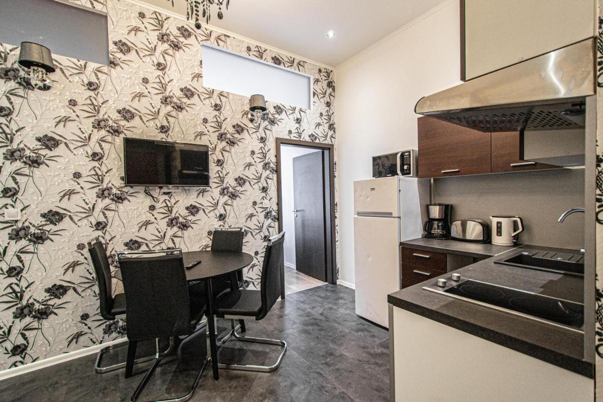 Suitetrails - Main train station apartments with air conditioning