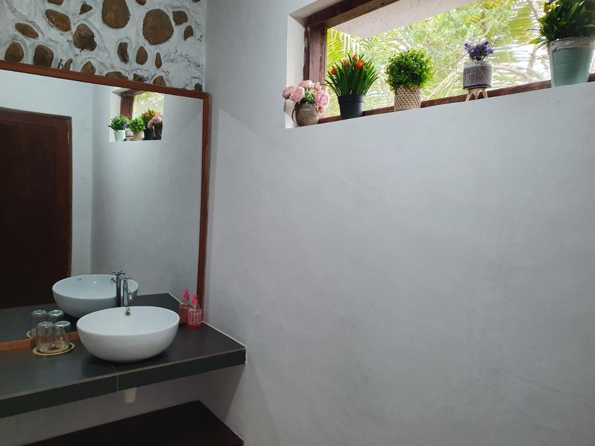 Amban Beach House - Housity