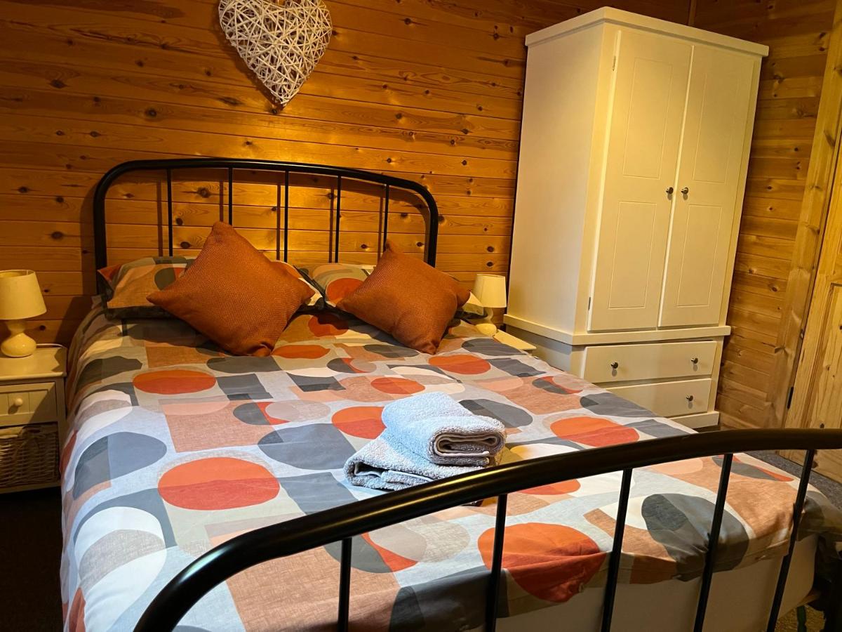 Wye View Lodge, Hay View Lodges - Housity