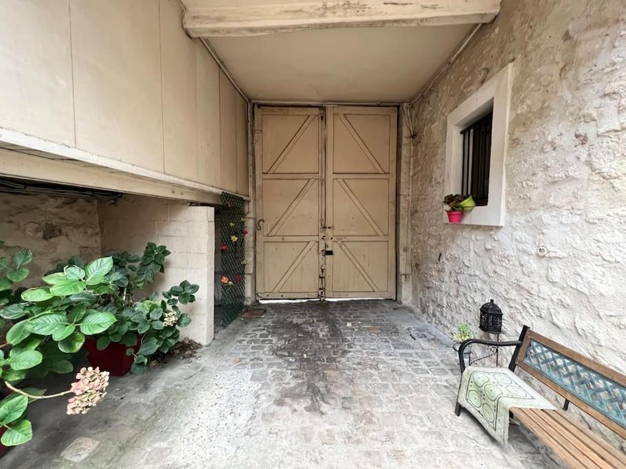Le petit nid à 2 MIN gare / centre Meulan - Housity