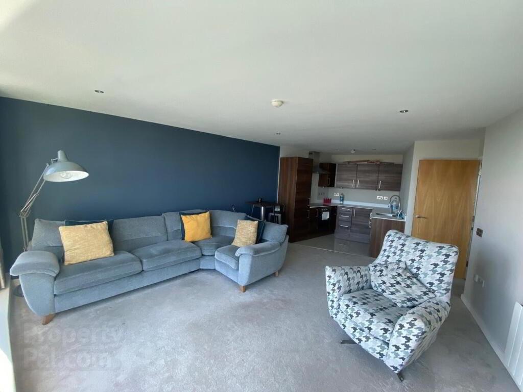 Obel Tower Luxury Apartment, Belfast City Centre - Housity