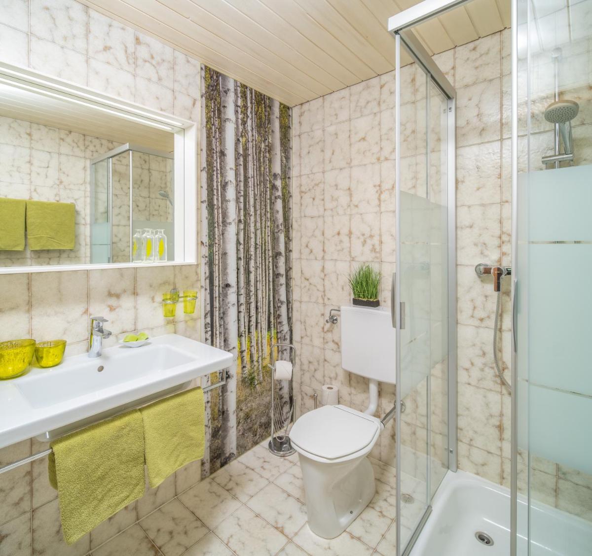 Hotel-Pension Schattberg - Housity