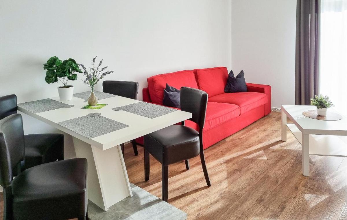 Pet Friendly Apartment - Housity