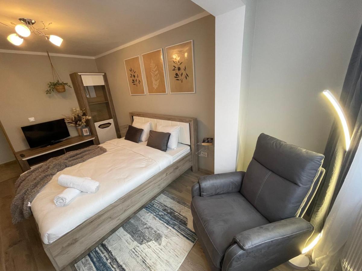 Hygge place to stay - self check in nonstop 24h-wifi - Housity