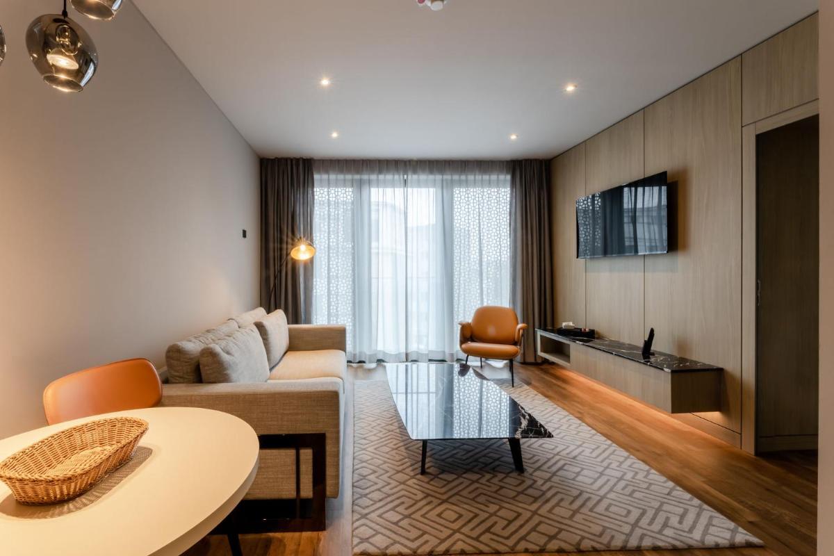 TV/Unterhaltungsangebot in der Unterkunft Fourty Three Luxury Serviced Apartments