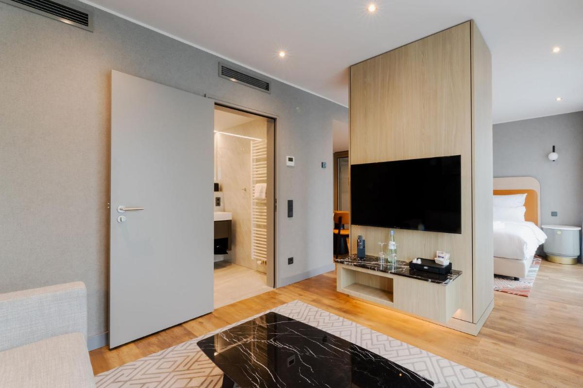 Küche/Küchenzeile in der Unterkunft Fourty Three Luxury Serviced Apartments