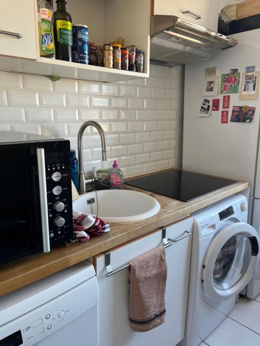 Charming 60m with balcony in Bordeaux - Housity