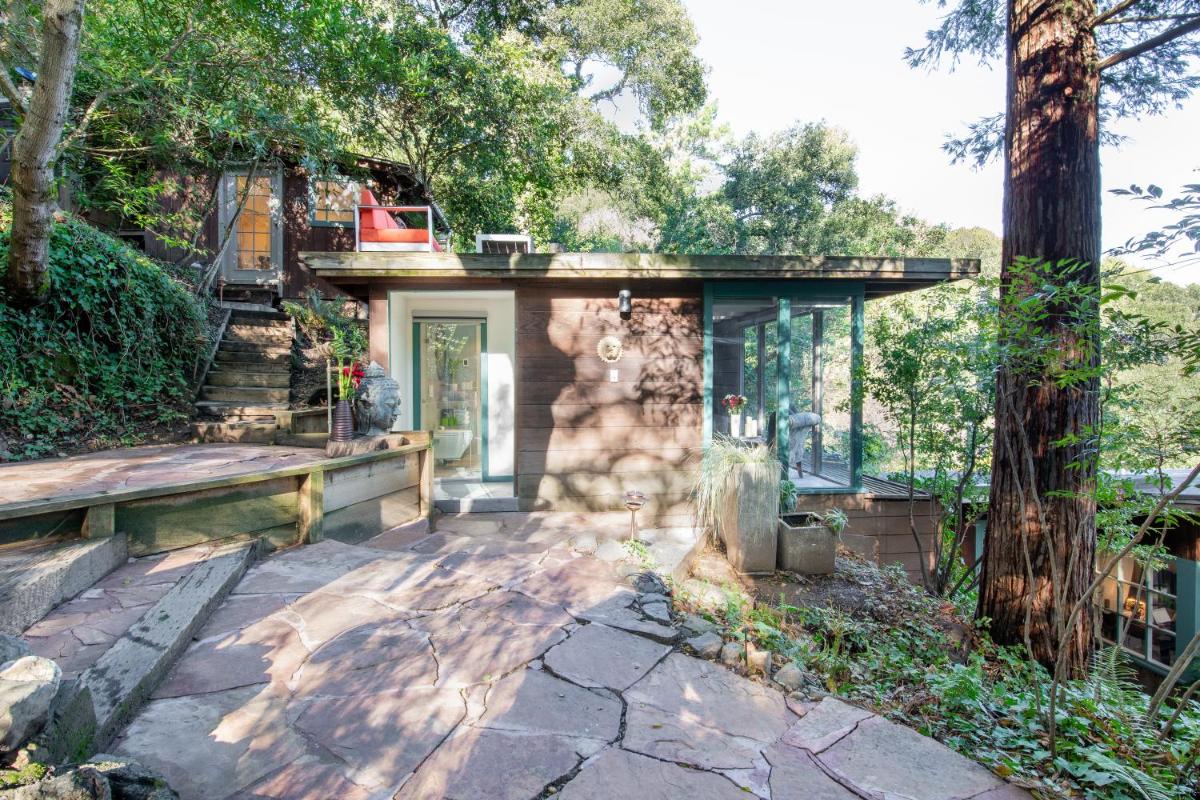 Luxe Forest Cabin 15 Mins From UC Berkeley - Housity