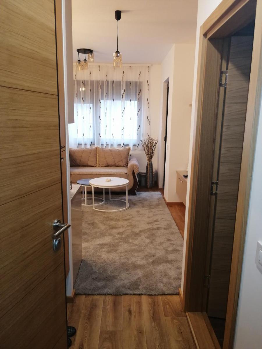 Apartman Tri M - Housity