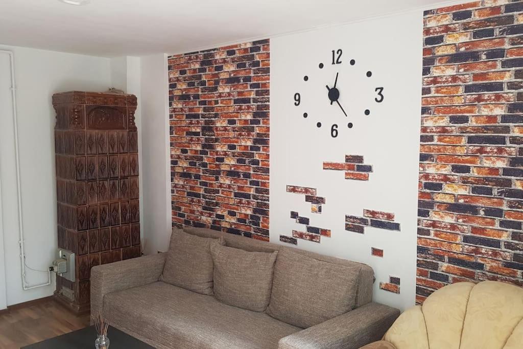 Come HOME - A tiny house in the center of Bucharest - Housity