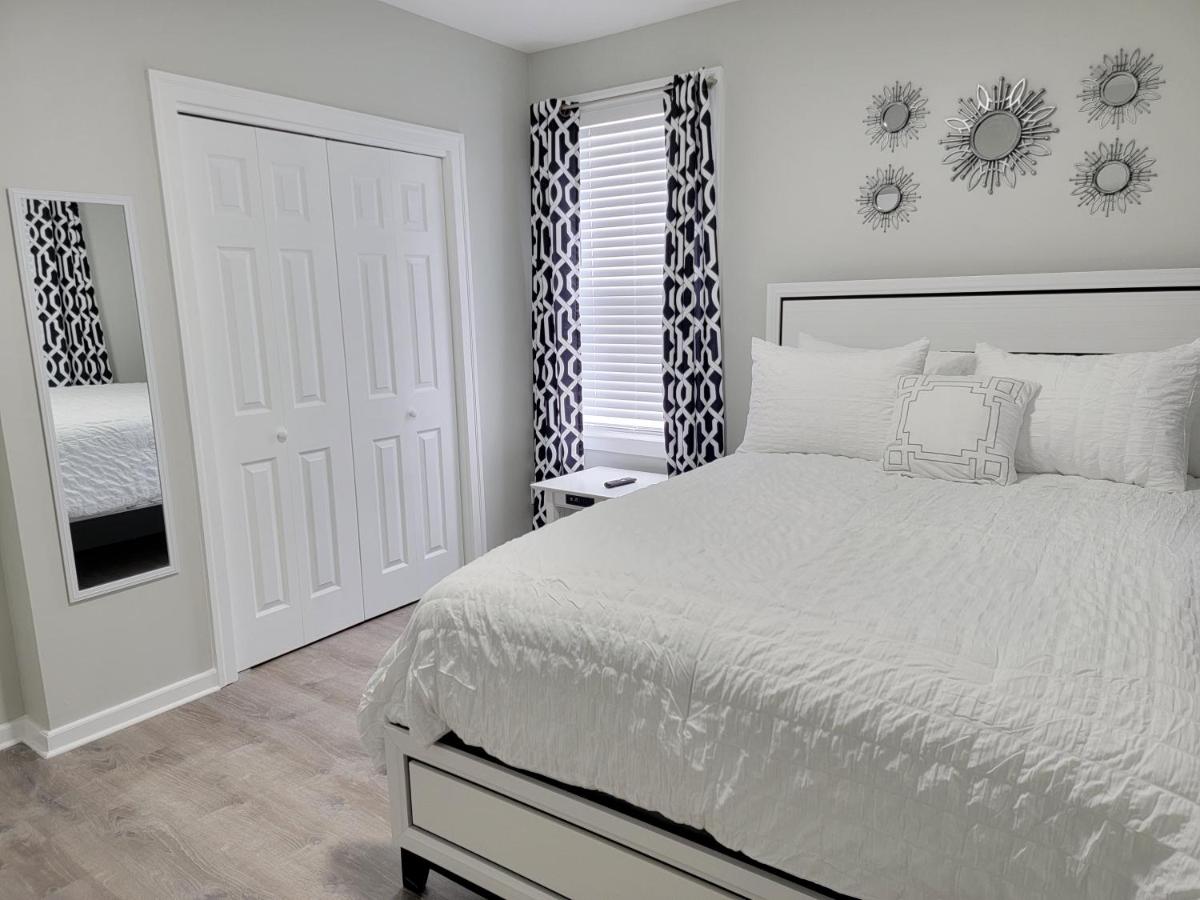 One room for rent shared bathroom and kitchen - Housity