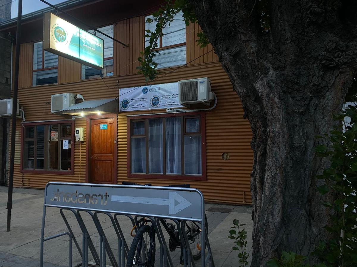 World's End Hostal - Housity