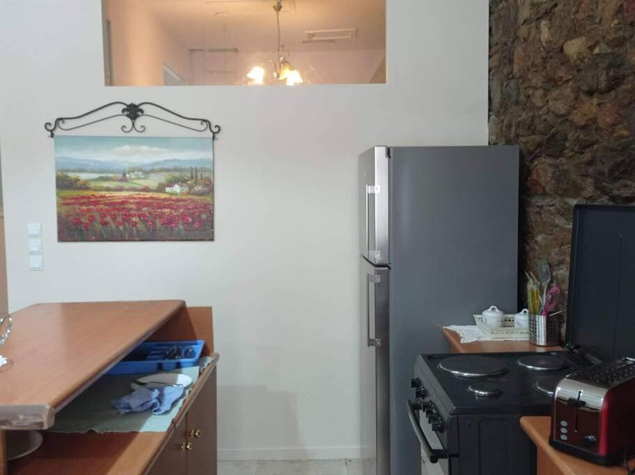 The -300 -a centrally located heritage home - Housity