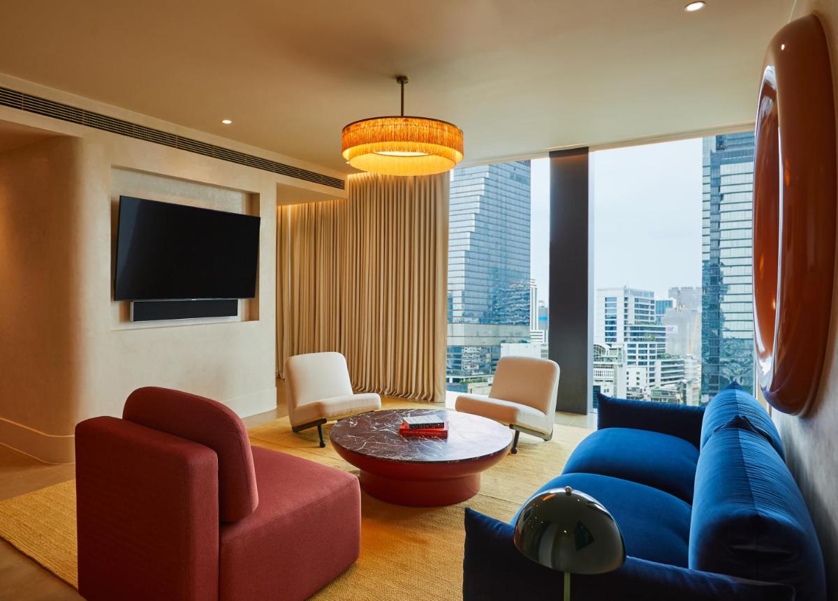 The Standard, Bangkok Mahanakhon - Housity