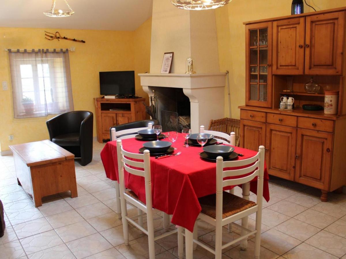 Gîte Balzac, 3 pièces, 4 personnes - FR-1-653-44 - Housity