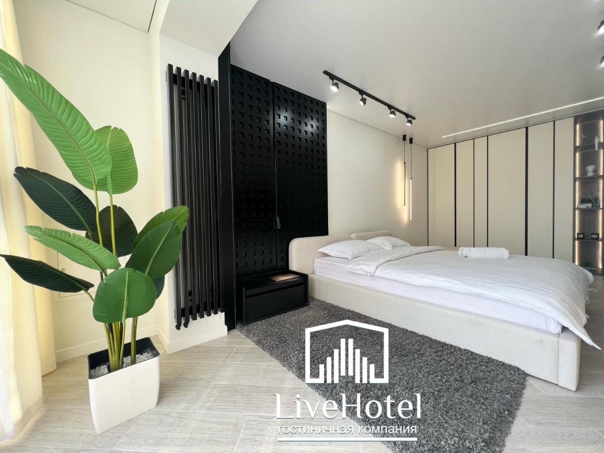 LUX на берегу Иртыша - Housity