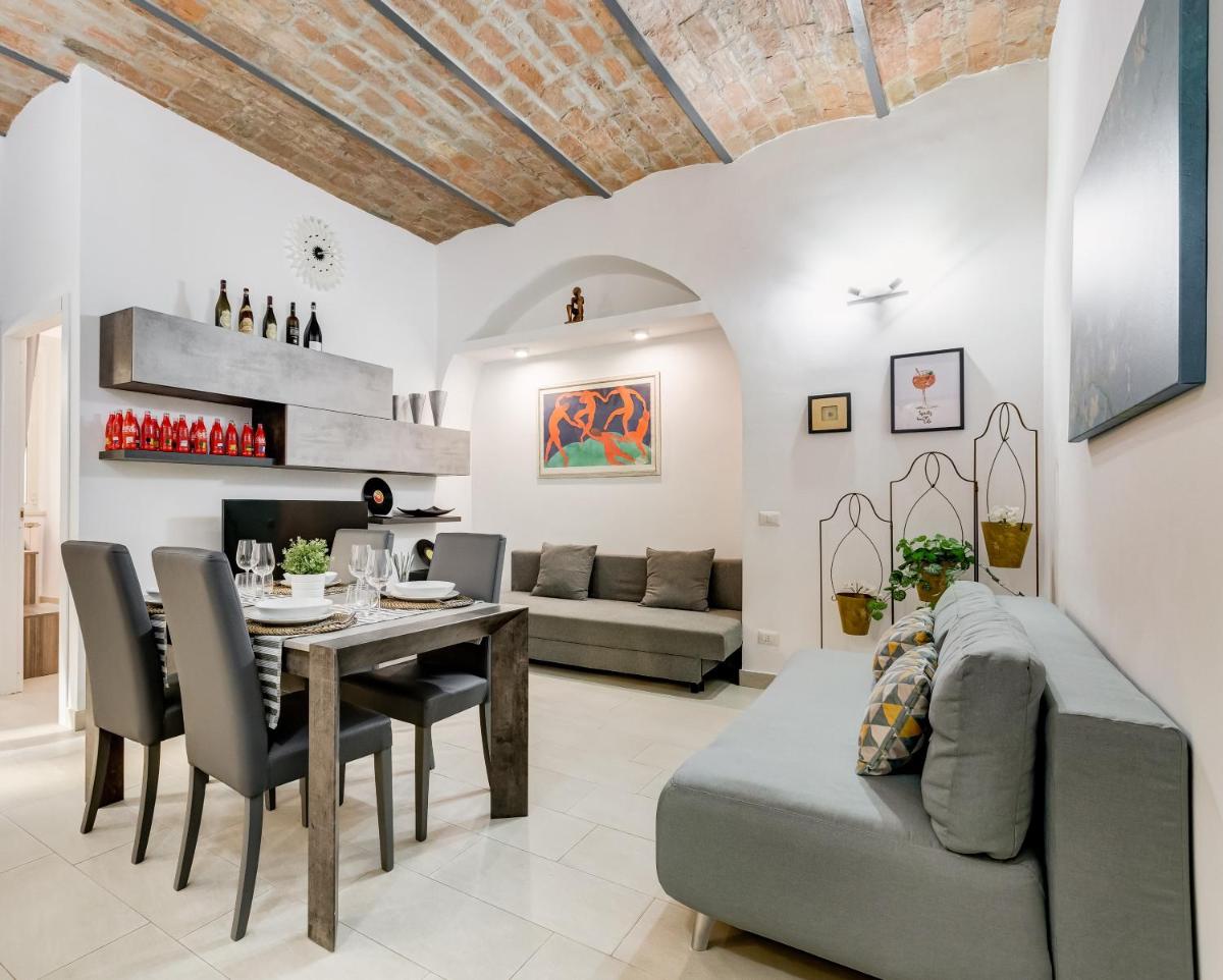 Cosy Apartment- Colosseum- Termini Railway - Housity