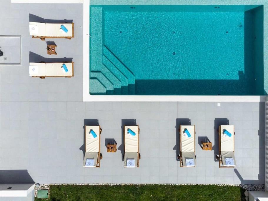 Villa Velon - Housity