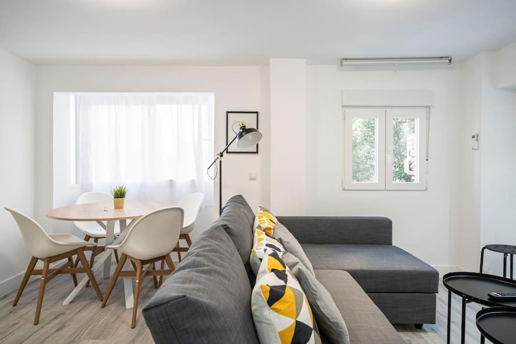 Precioso apartamento familiar en área residencial - Housity