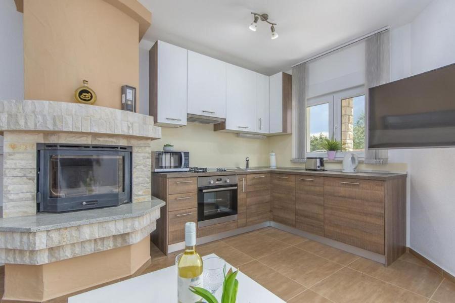 Villa Filo Apartments - Housity