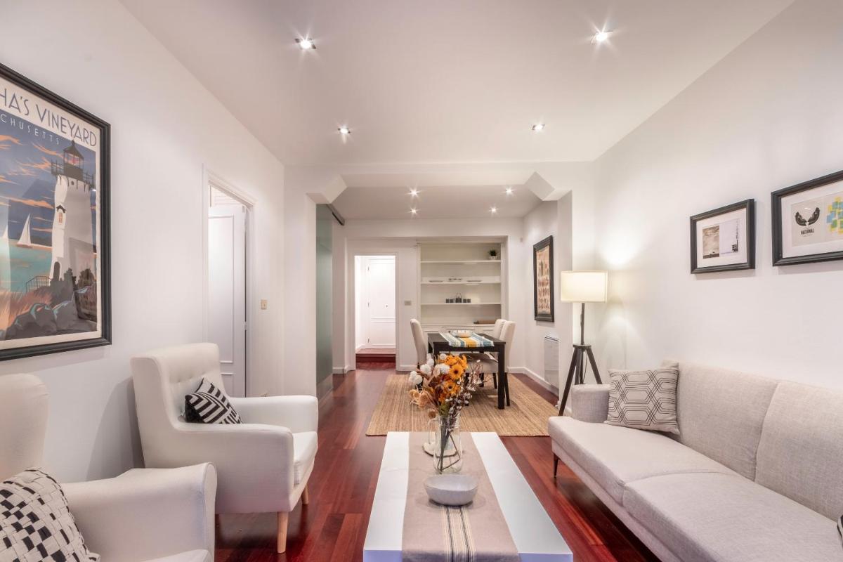 Bilbao Old Town IX by Aston Rentals - Housity